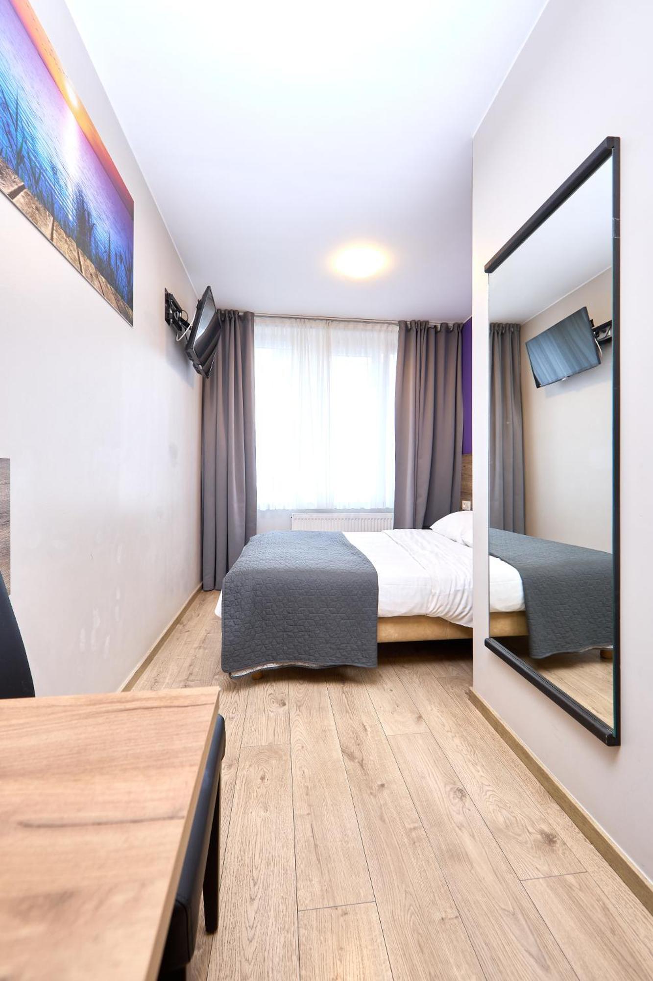 Center Hotel