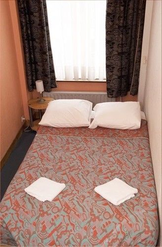 Center Hotel 2*